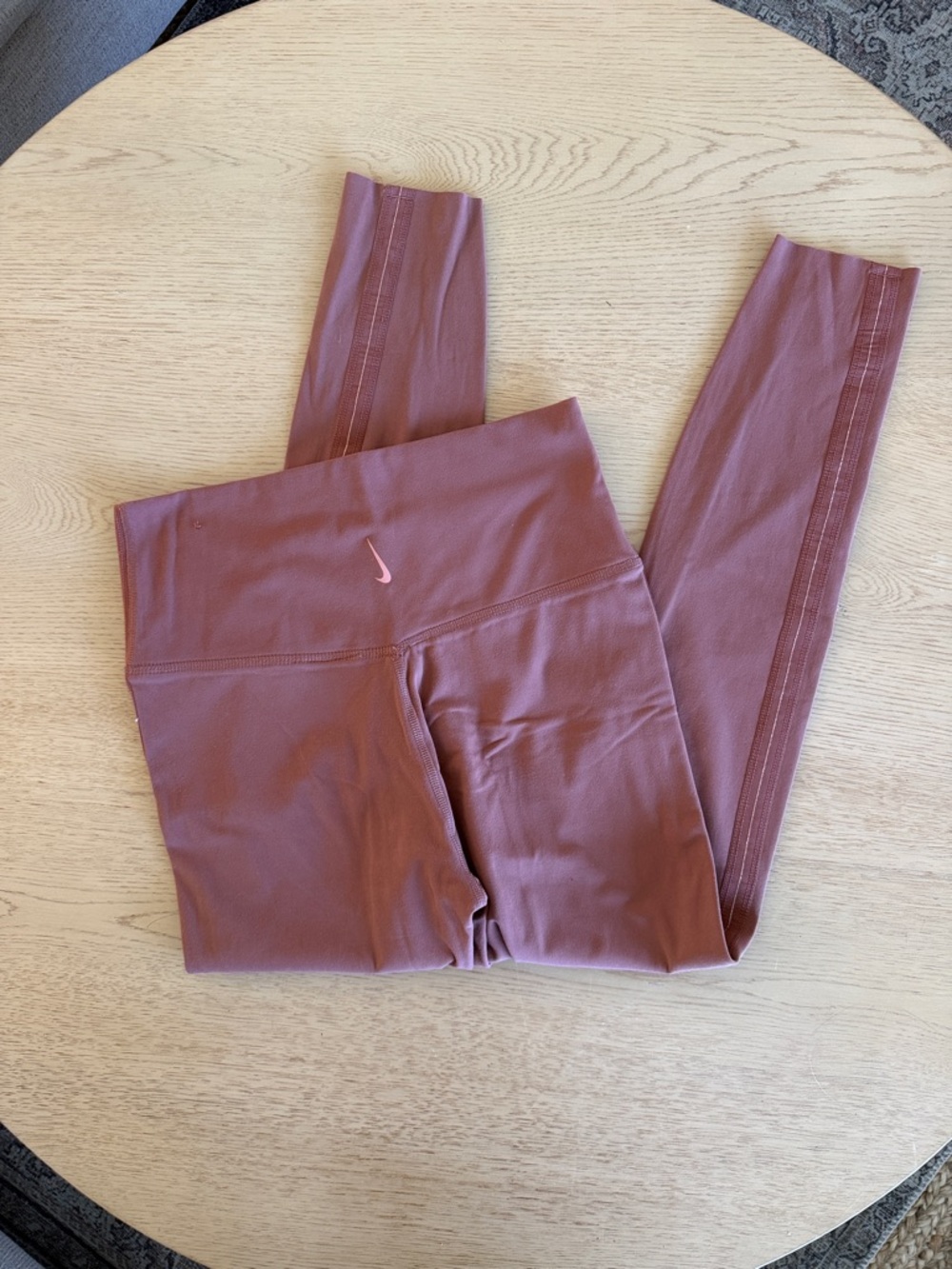 NIKE Women’s Seamless High-Waist Legging & Sports Bra Set terracotta - Picture 4 of 5